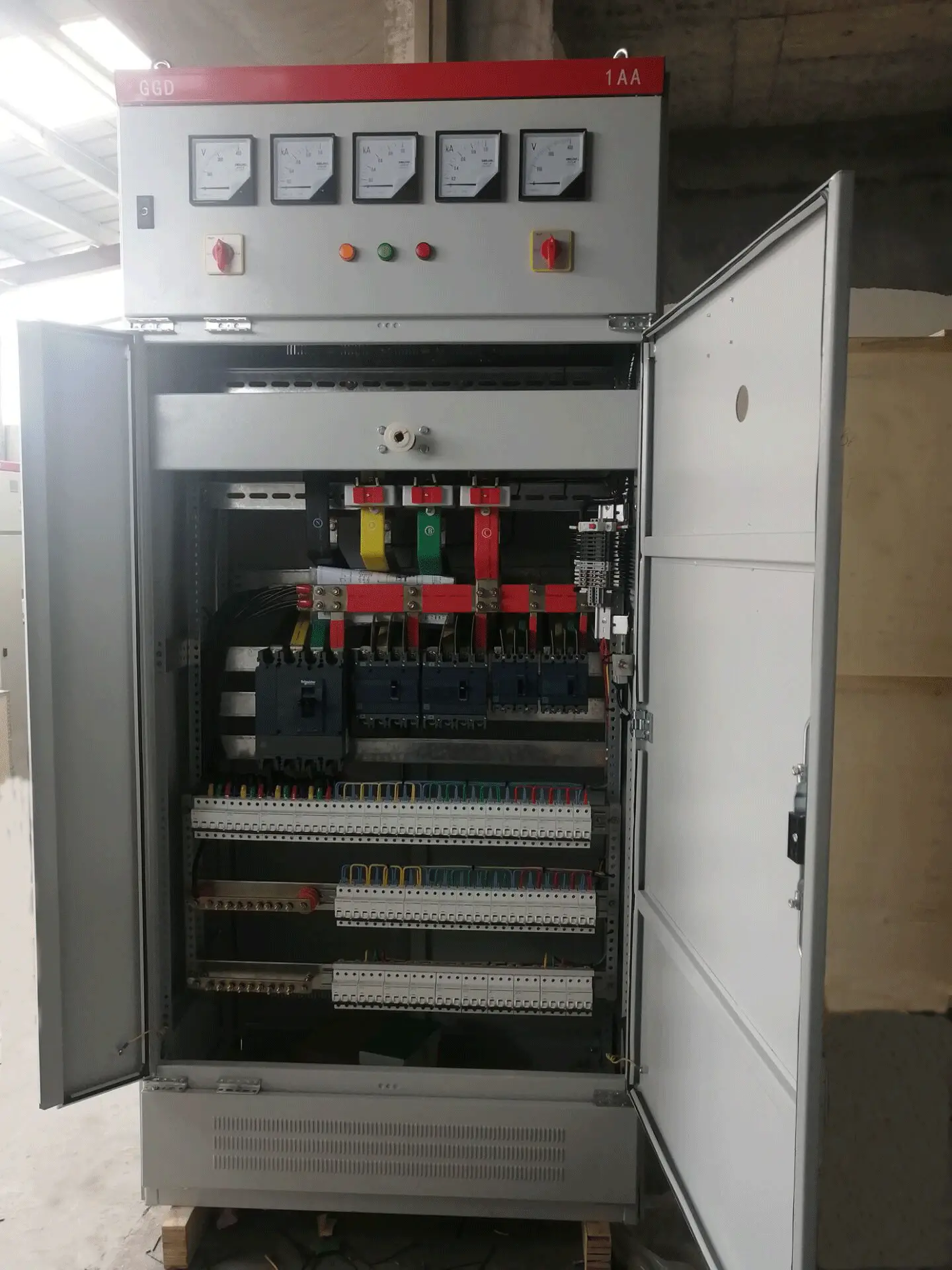 GGD switchgear supplied for a Middle East machinery project